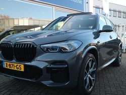 Grijs (metallic) Gebruikt 2023 BMW X5 Executive SUV | € 78.450 (Eerlijke prijs)