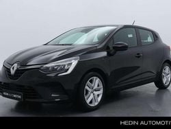 Zwart Gebruikt 2022 Renault Clio V Play Hatchback | € 15.445 (Iets duurder)