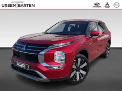 Rood Nieuw 2025 Mitsubishi Outlander P-HEV Edition SUV | € 56.330 (Eerlijke prijs)