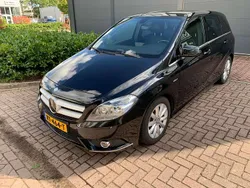 Zwart Gebruikt 2012 Mercedes B180 Ambition MPV | € 11.195 (Eerlijke prijs)