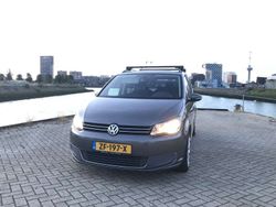 Grijs Gebruikt 2011 VW Touran Comfortline MPV | € 10.400 (Duur)