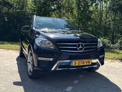 Zwart Gebruikt 2011 Mercedes ML350 SUV | € 22.500 (Iets duurder)