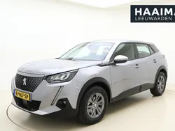 Grijs Gebruikt 2021 Peugeot e-2008 Active SUV | € 19.945 (Goede deal)