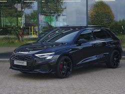 Zwart Gebruikt 2022 Audi A3 Sportback e-tron Competition Hatchback | € 31.950 (Eerlijke prijs)