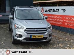 Grijs Gebruikt 2016 Ford Kuga Titanium SUV | € 14.750 (Eerlijke prijs)