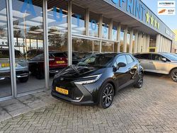Zwart Gebruikt 2025 Toyota C-HR SUV | € 31.999 (Iets duurder)