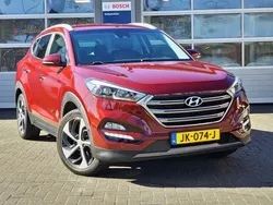 Rood Gebruikt 2016 Hyundai Tucson Premium SUV | € 21.950 (Iets duurder)
