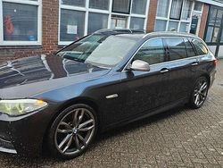 Grijs Gebruikt 2012 BMW M550 M Sport Sedan | € 9.999