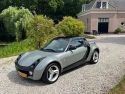 Zwart, metallic lak Gebruikt 2003 Smart Roadster Cabriolet | € 7.950 (Goede deal)