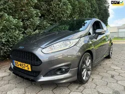 Grijs, metallic lak Gebruikt 2016 Ford Fiesta ST-Line Hatchback | € 8.950 (Eerlijke prijs)