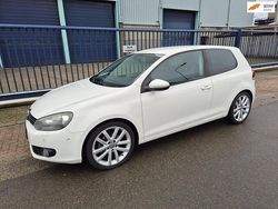 Wit Gebruikt 2009 VW Golf VI Sport Hatchback | € 3.999 (Eerlijke prijs)