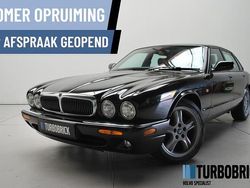 Zwart Gebruikt 2000 Jaguar XJR Executive Sedan | € 3.495