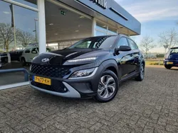 Zwart Gebruikt 2022 Hyundai Kona Comfort SUV | € 23.885 (Eerlijke prijs)