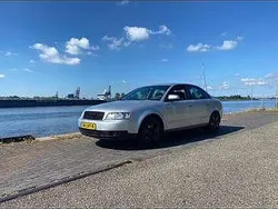 Grijs Gebruikt 2002 Audi A4 Exclusive Sedan | € 2.600 (Iets duurder)