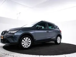 Grijs Gebruikt 2022 Seat Arona Style SUV | € 18.995 (Eerlijke prijs)