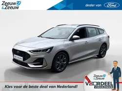 Grijs Gebruikt 2023 Ford Focus ST-Line Stationwagen | € 24.430 (Goede deal)