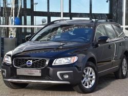 Zwart, metallic lak Gebruikt 2015 Volvo XC70 Standard SUV | € 9.499 (Eerlijke prijs)