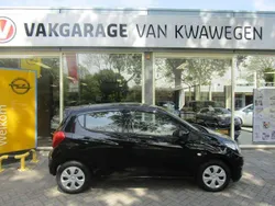 Zwart Gebruikt 2018 Opel Karl Hatchback | € 8.900 (Iets duurder)