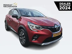 Twotone rouge flamme / noir e Gebruikt 2020 Renault Captur Intens SUV | € 17.435 (Eerlijke prijs)