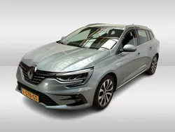 Grijs, metallic lak Gebruikt 2021 Renault Mégane GrandTour Edition One Stationwagen | € 17.200 (Eerlijke prijs)