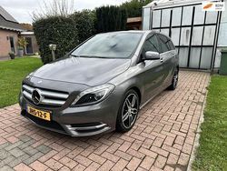 Grijs Gebruikt 2013 Mercedes B220 Prestige MPV | € 14.495 (Duur)