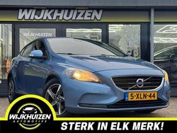 Blauw Gebruikt 2014 Volvo V40 Business Edition Hatchback | € 6.950 (Goede deal)