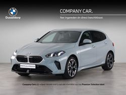Grijs, metallic lak Gebruikt 2025 BMW 120 M Sport Hatchback | € 40.450 (Super prijs)