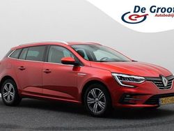 Rood Gebruikt 2021 Renault Mégane GrandTour Intens Stationwagen | € 15.950 (Goede deal)