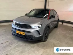 Grijs Gebruikt 2022 Opel Mokka GS Line SUV | € 21.900 (Eerlijke prijs)