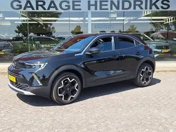 Zwart Gebruikt 2023 Opel Mokka Ultimate SUV | € 22.645 (Eerlijke prijs)