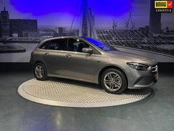 Grijs Gebruikt 2019 Mercedes B250 MPV | € 25.995 (Duur)
