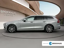 Grijs Gebruikt 2024 Volvo V60 Core Stationwagen | € 49.900 (Eerlijke prijs)