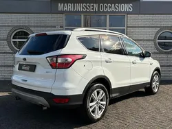 Wit Gebruikt 2017 Ford Kuga Trend SUV | € 14.450 (Goede deal)
