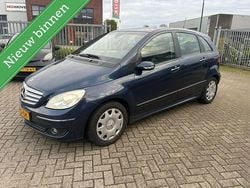 Blauw Gebruikt 2006 Mercedes B200 MPV | € 2.150 (Goede deal)
