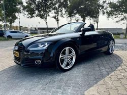 Zwart Gebruikt 2014 Audi TT Advanced Cabriolet | € 14.995