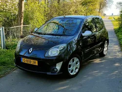 Zwart Gebruikt 2008 Renault Twingo GT Hatchback | € 2.999 (Eerlijke prijs)