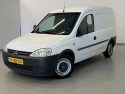Wit Gebruikt 2002 Opel Combo Van | € 2.450 (Eerlijke prijs)