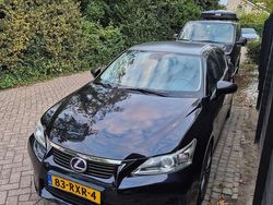 Zwart (metallic) Gebruikt 2011 Lexus CT200h Hatchback | € 7.500 (Goede deal)