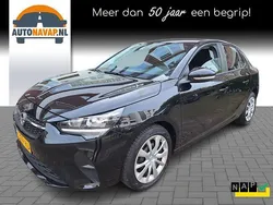 Zwart, metallic lak Gebruikt 2020 Opel Corsa Edition Hatchback | € 12.495 (Eerlijke prijs)