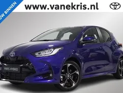 Blauw Nieuw 2025 Toyota Yaris Hybrid Executive Hatchback | € 34.235 (Eerlijke prijs)