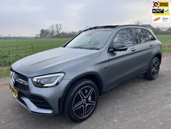 Grijs Gebruikt 2021 Mercedes GLC300e AMG SUV | € 44.950 (Eerlijke prijs)