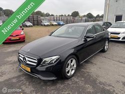 Zwart Gebruikt 2017 Mercedes E220 Sedan | € 9.400