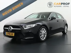 Zwart Gebruikt 2019 Mercedes A180 Business Hatchback | € 18.995 (Eerlijke prijs)