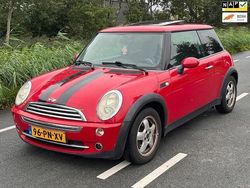 Rood Gebruikt 2004 Mini ONE Salt Hatchback | € 1.999 (Eerlijke prijs)
