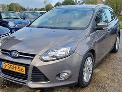 Bruin Gebruikt 2013 Ford Focus Titanium Stationwagen | € 6.750 (Eerlijke prijs)