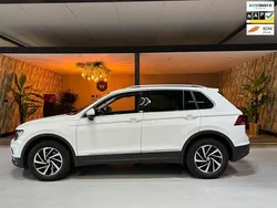 Wit Gebruikt 2019 VW Tiguan Comfortline SUV | € 21.990 (Eerlijke prijs)