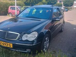 Zwart Gebruikt 2001 Mercedes C240 Elegance Stationwagen | € 2.250