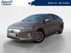 Bruin Gebruikt 2020 Hyundai Ioniq Premium Sedan | € 14.940 (Goede deal)