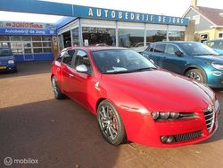 Rood Gebruikt 2010 Alfa Romeo 159 Ti Stationwagen | € 3.995 (Goede deal)