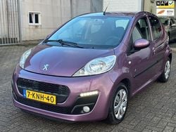 Paars Gebruikt 2013 Peugeot 107 Envy Hatchback | € 3.950 (Eerlijke prijs)